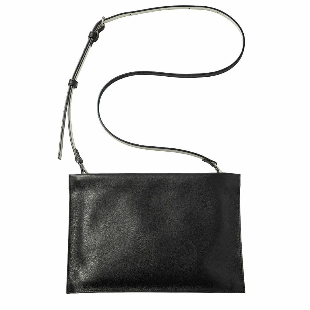 エルゴポック BLACK COLLECTION 2wayサコッシュ